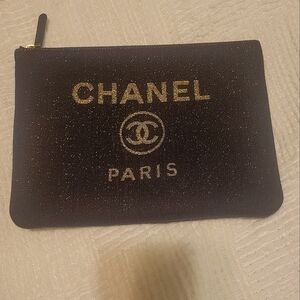 Chanel Clutch/Pouch